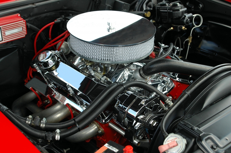 garagiste-CHATEAUVERT-min_car-engine-1548434